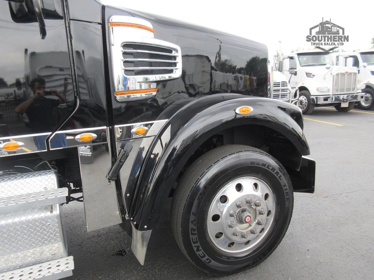 Used 2023 FREIGHTLINER CORONADO 122 SD