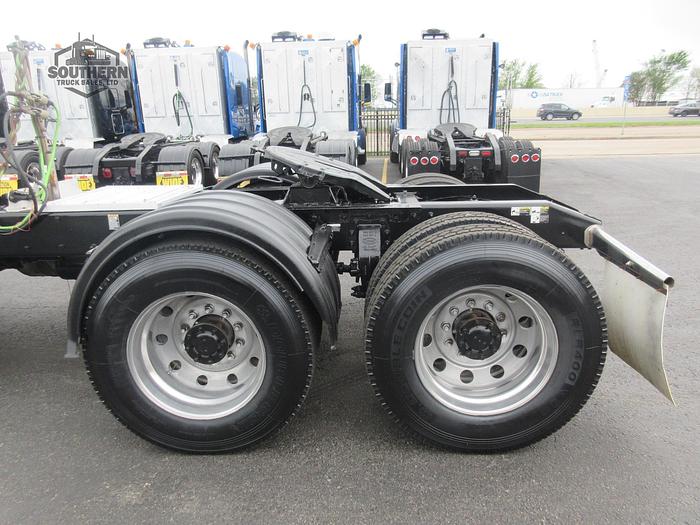 Used 2020 PETERBILT 567