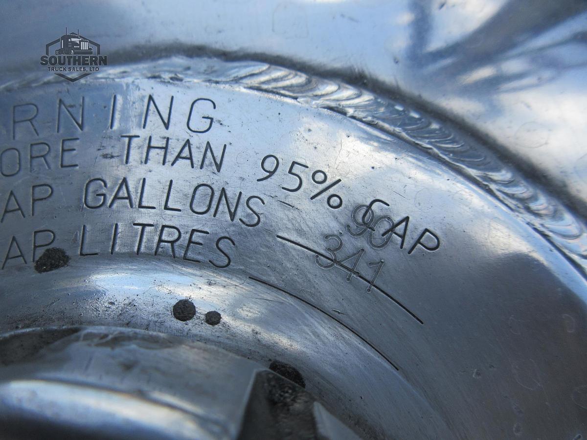 Used 2023 KENWORTH T880