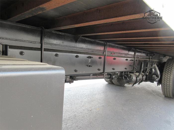 Used 2017 FREIGHTLINER BUSINESS CLASS M2 106