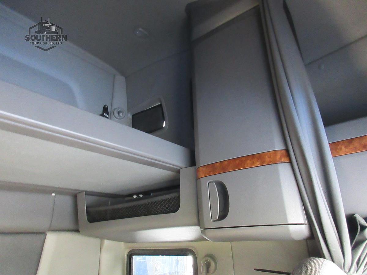 Used 2021 INTERNATIONAL LT