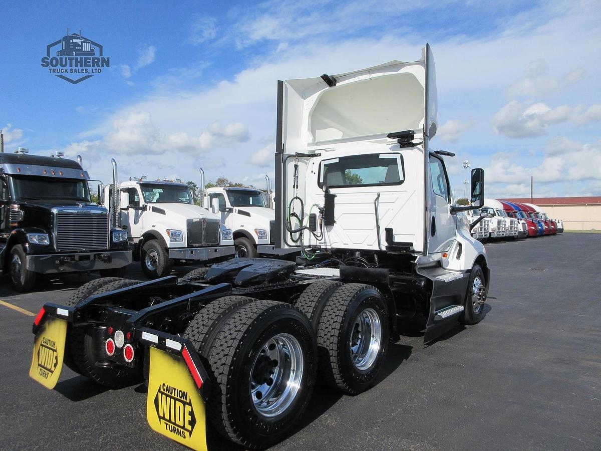 Used 2021 INTERNATIONAL LT