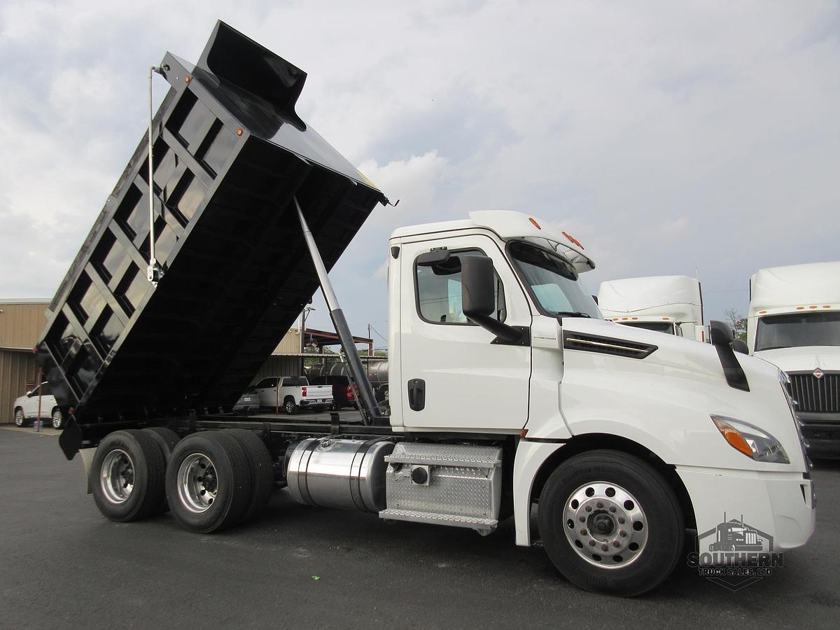 Used 2020 FREIGHTLINER CASCADIA 126