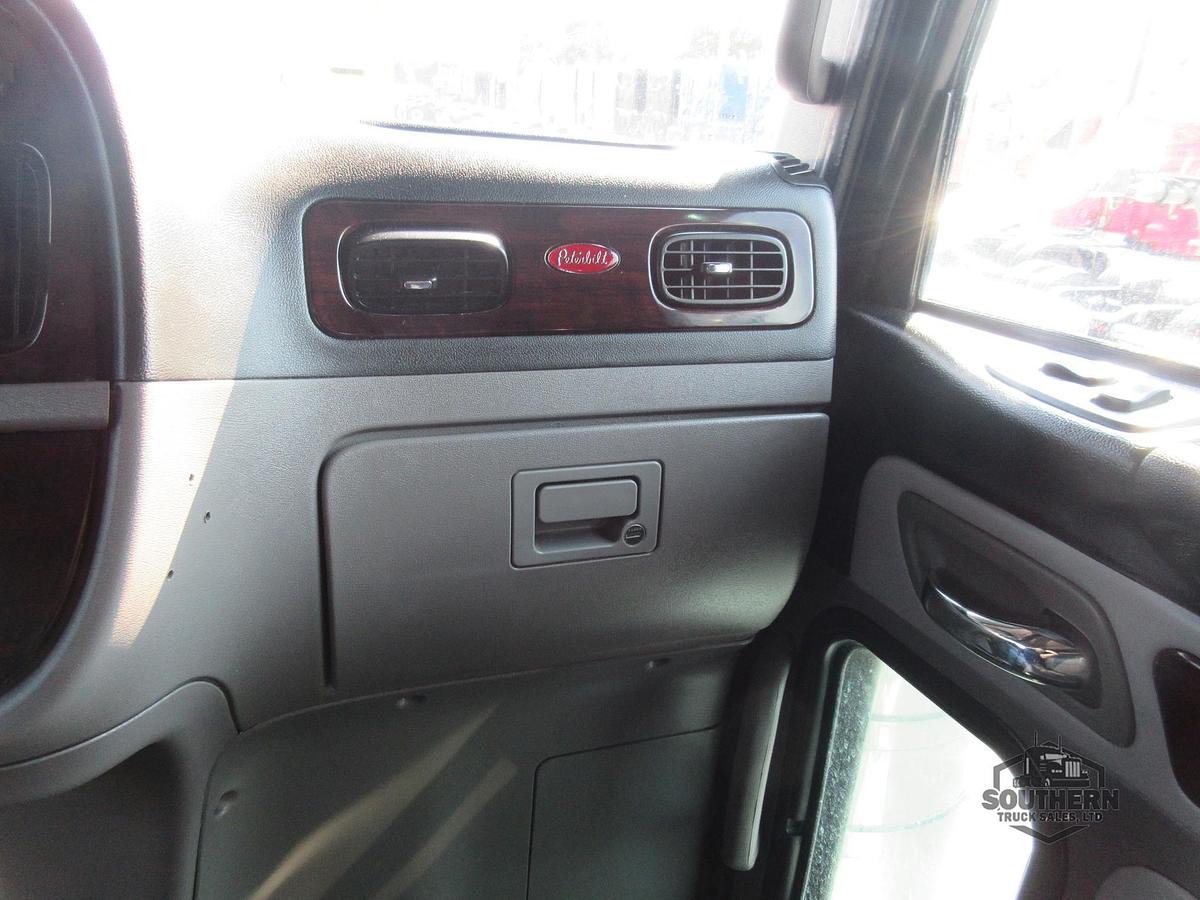 Used 2019 PETERBILT 389