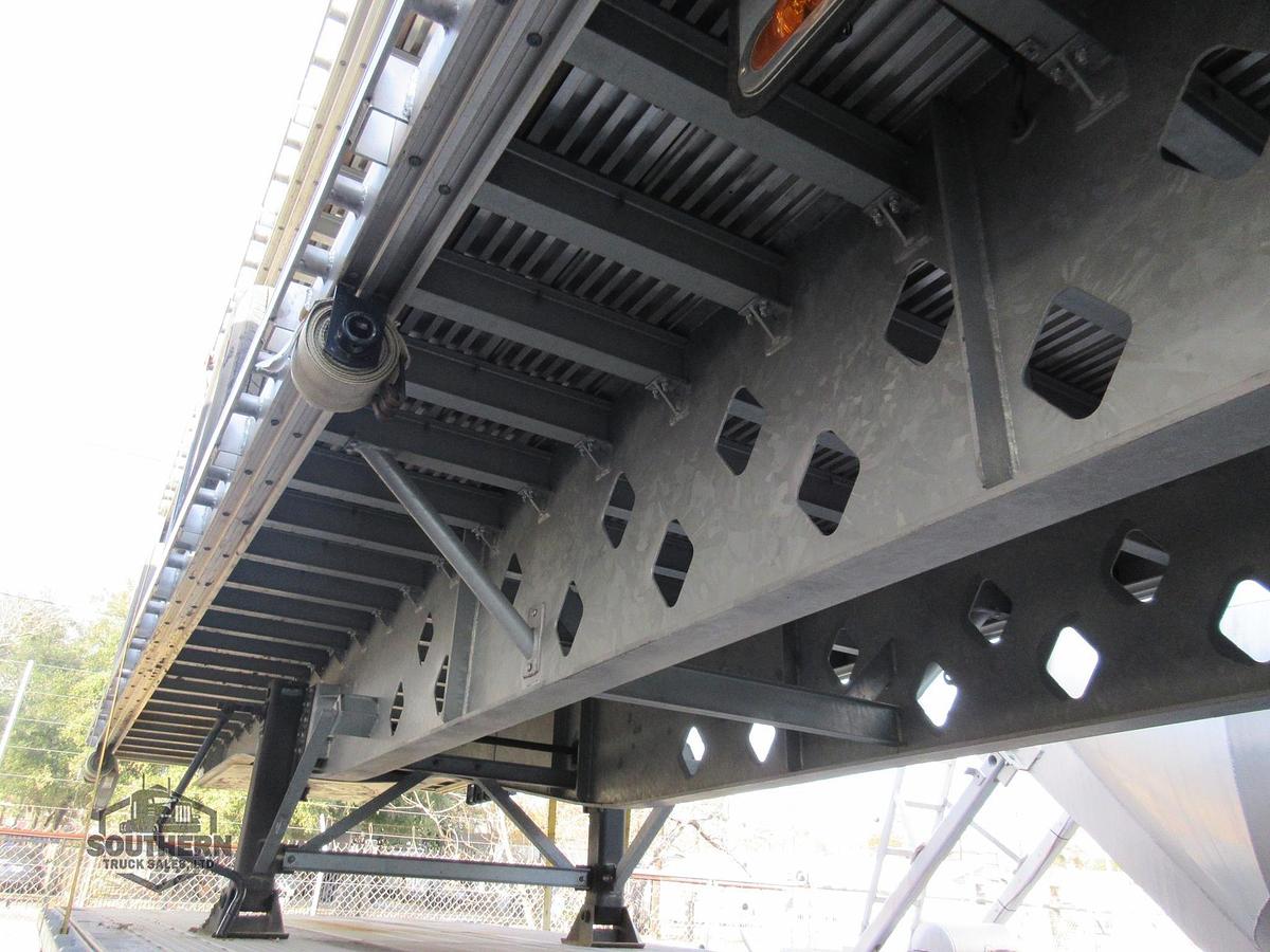 Used 2023 HYUNDAI 48 ft x 102 in