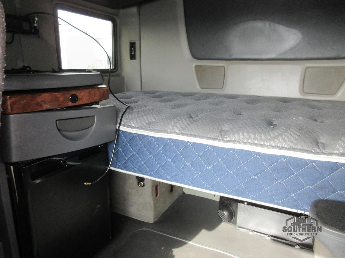 Used 2021 INTERNATIONAL LT