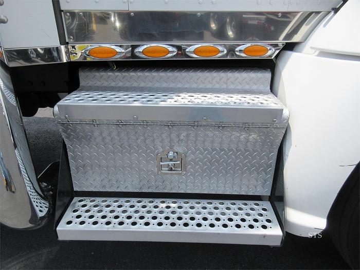 Used 2013 KENWORTH T660