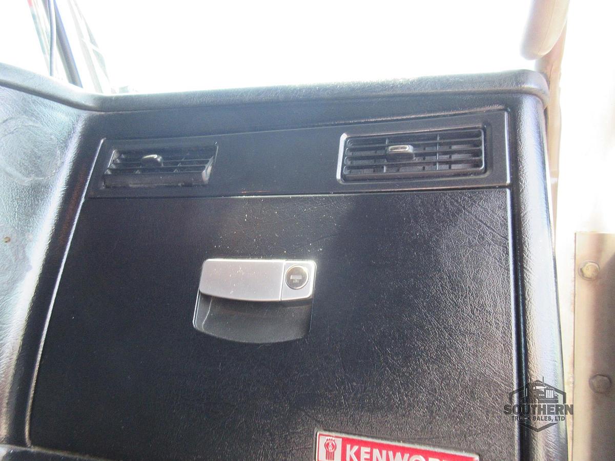Used 2013 KENWORTH W900L