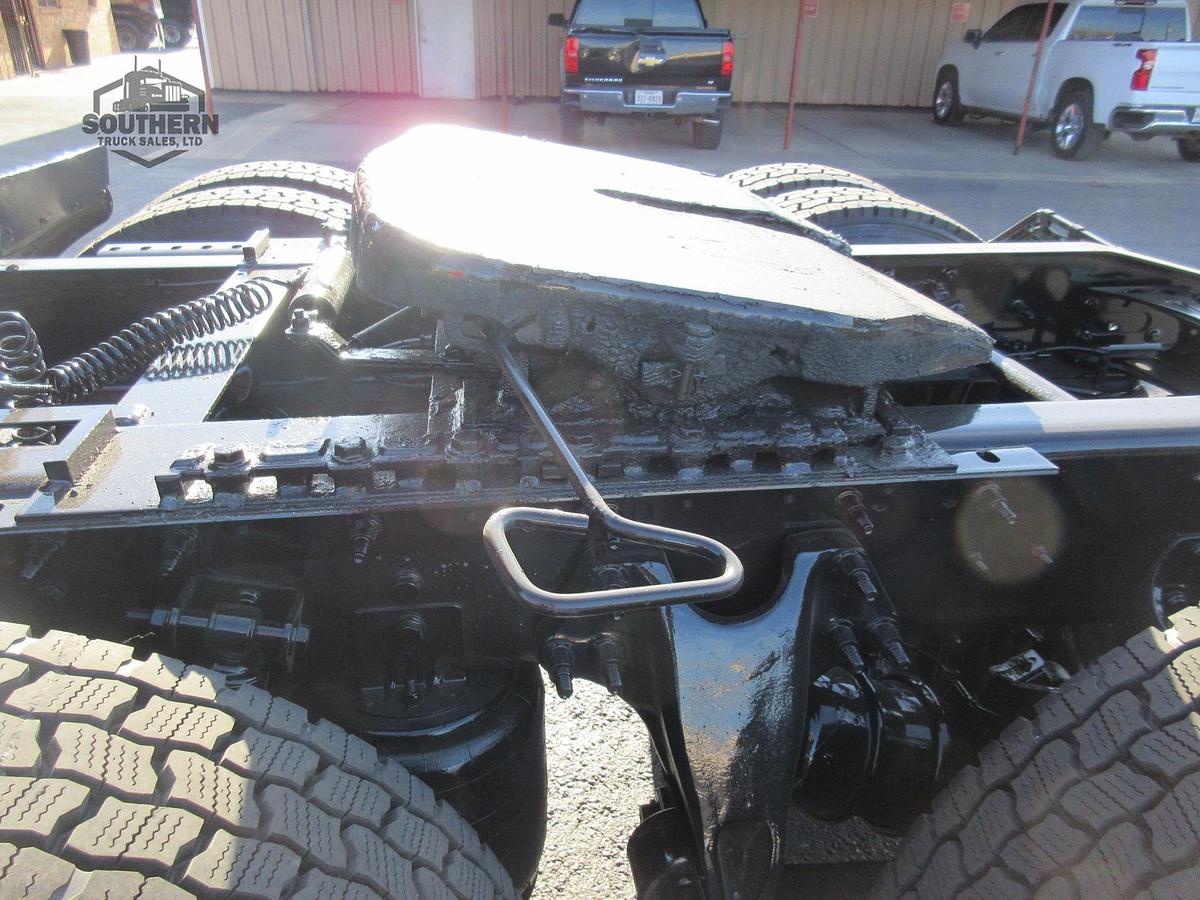 Used 2021 INTERNATIONAL LT