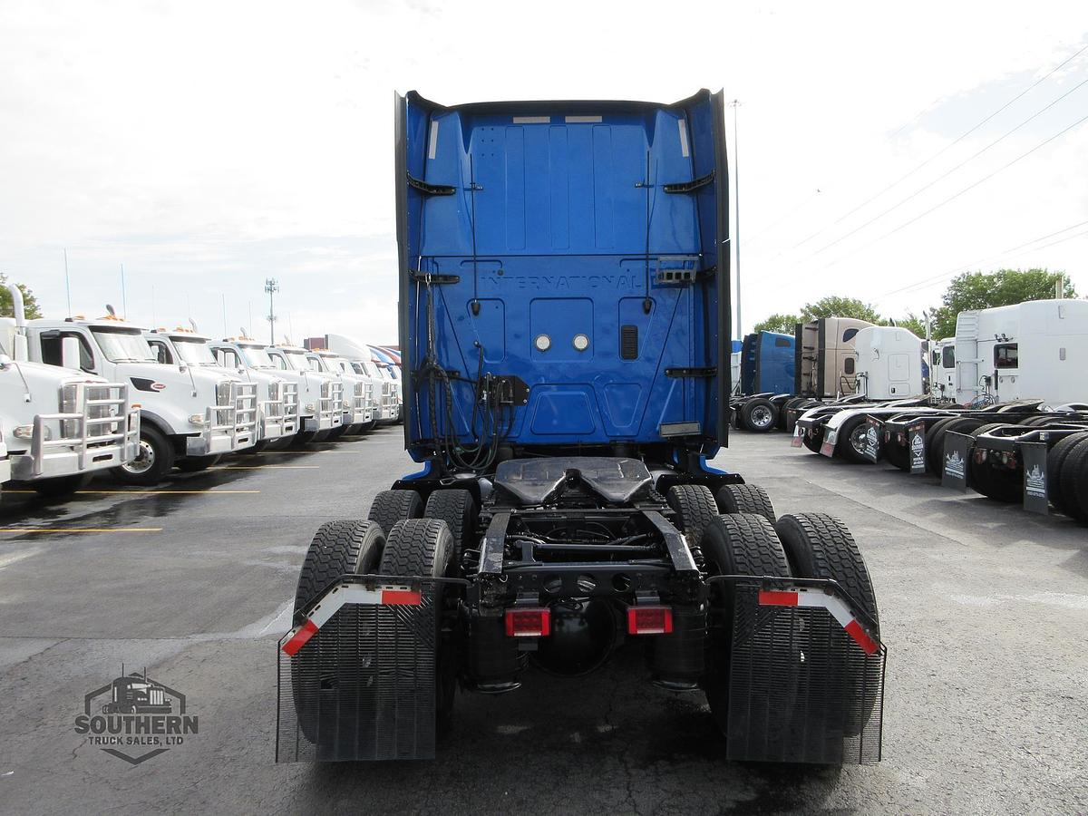 Used 2021 INTERNATIONAL LT