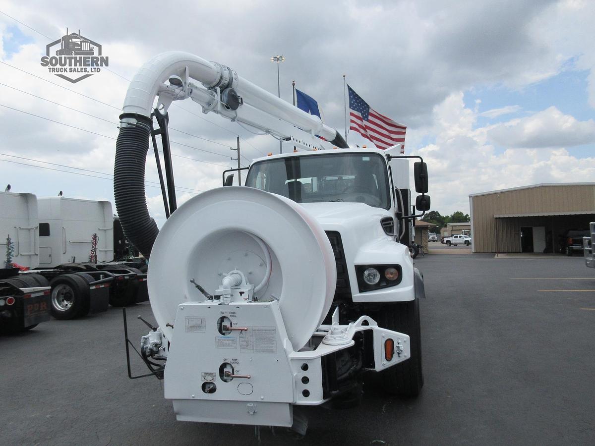 Used 2015 FREIGHTLINER 114SD