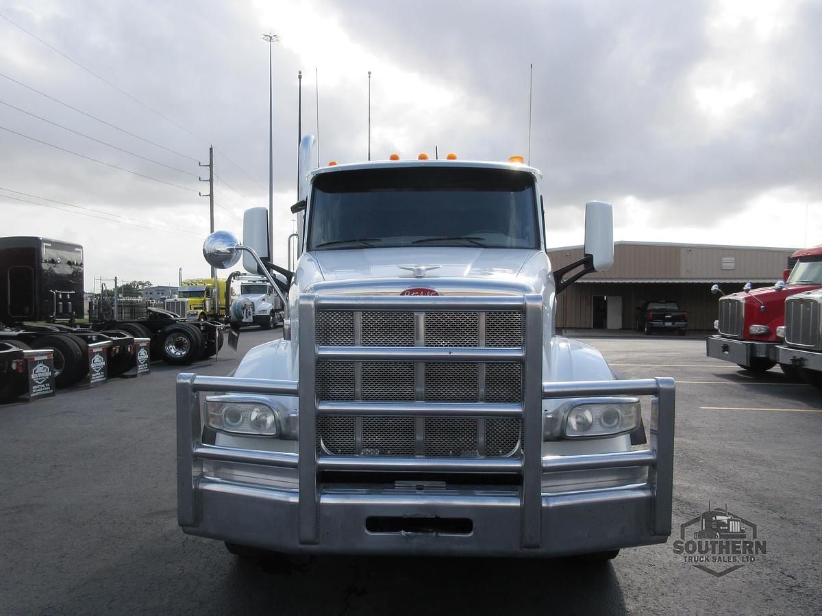 Used 2019 PETERBILT 567