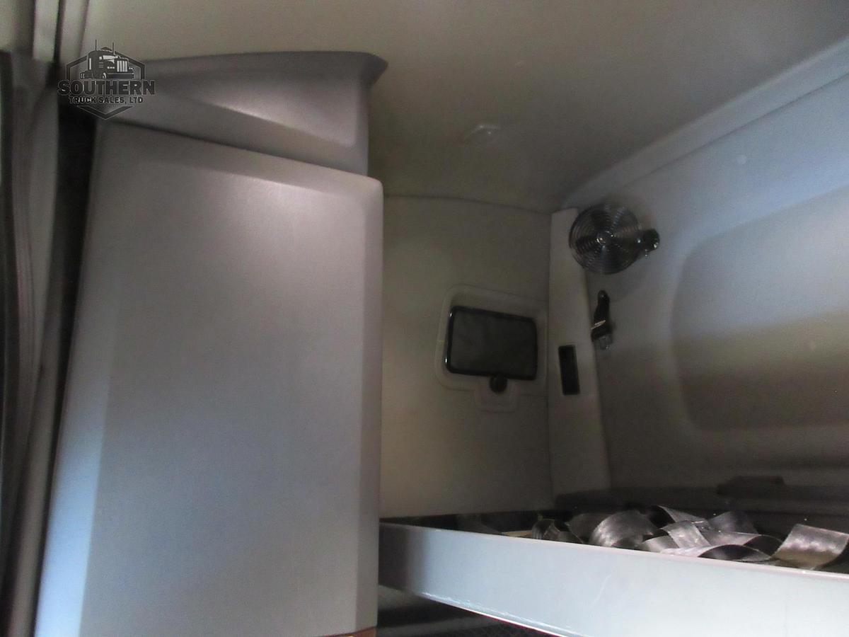 Used 2021 INTERNATIONAL LT