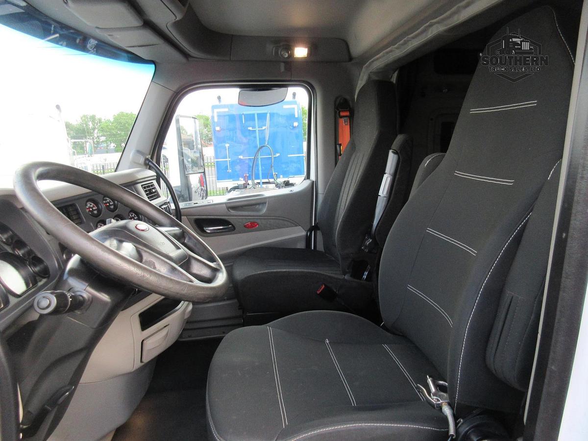 Used 2019 PETERBILT 567