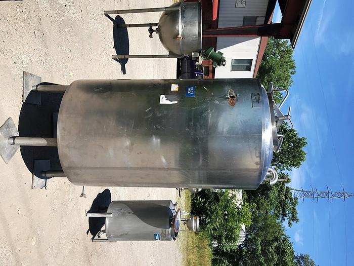 350 Gal Jacketed Vertical Stainless Steel Tank