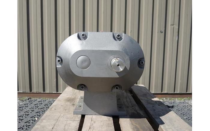 D'occasion USED TUTHILL ROTARY LOBE PUMP, 3'' X 3'' INLET & OUTLET, STAINLESS STEEL