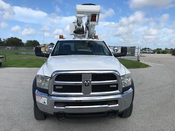 Used Versalift VST36I-MH 41ft Bucket Boom on a 2016 Ford F550 4x4 Reg Cab Truck - C605105