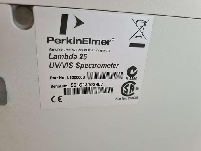 Used Perkin Elmer Lambda 25 UV/VIS Spectrometer
