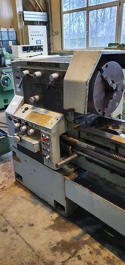 Używane Tokarka uniwersalna Tarnów TUJ 50Mx4000