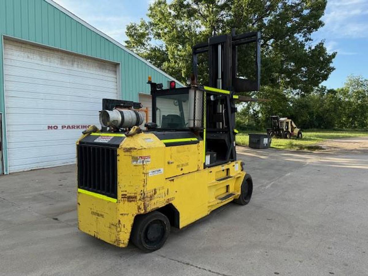 Used Taylor TC400L Forklift – 40,000 lb Capacity – Ford 460 Propane Engine – Automatic Transmission – Direct Lift Mast