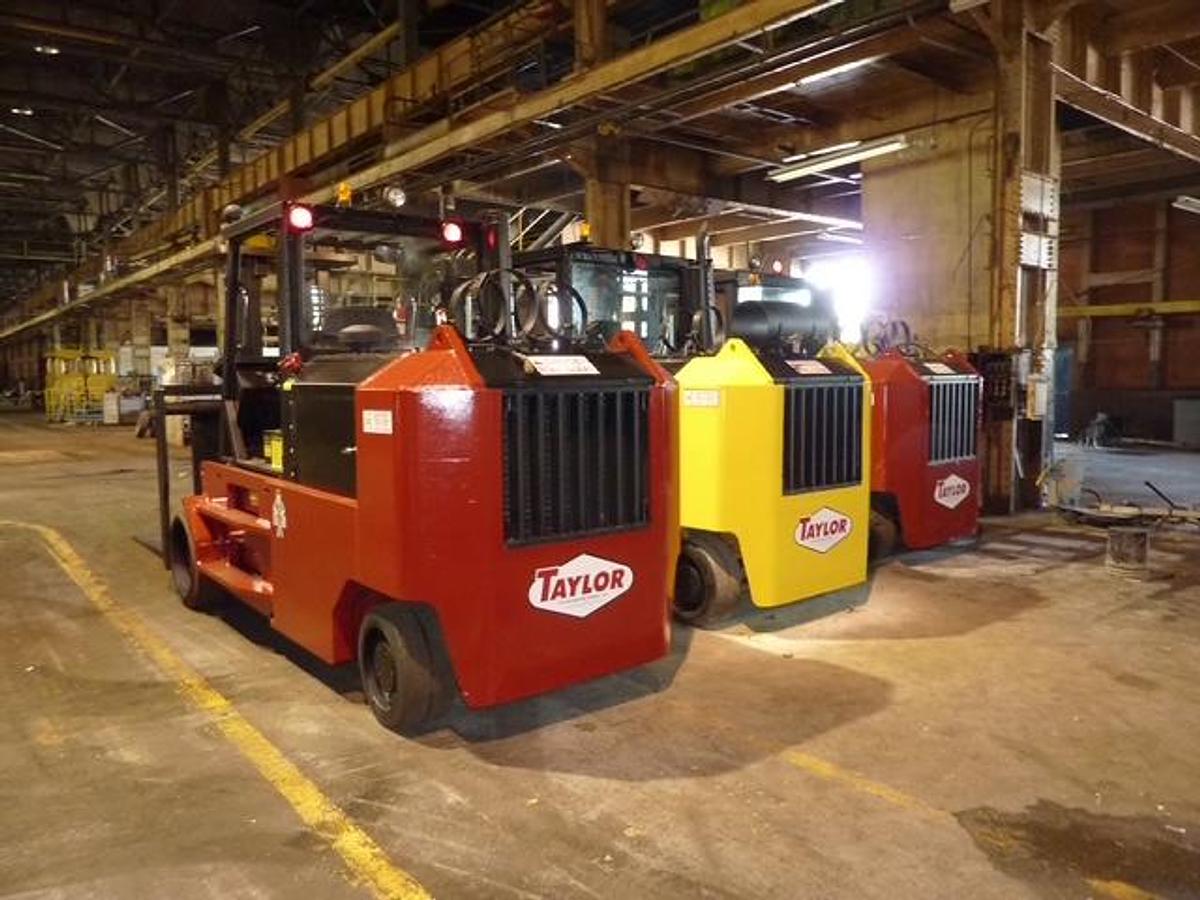 Used Taylor TC400L Forklift – 40,000 lb Capacity – V8 Propane Engine – Automatic Transmission – Direct Lift Mast – 8’ Forks