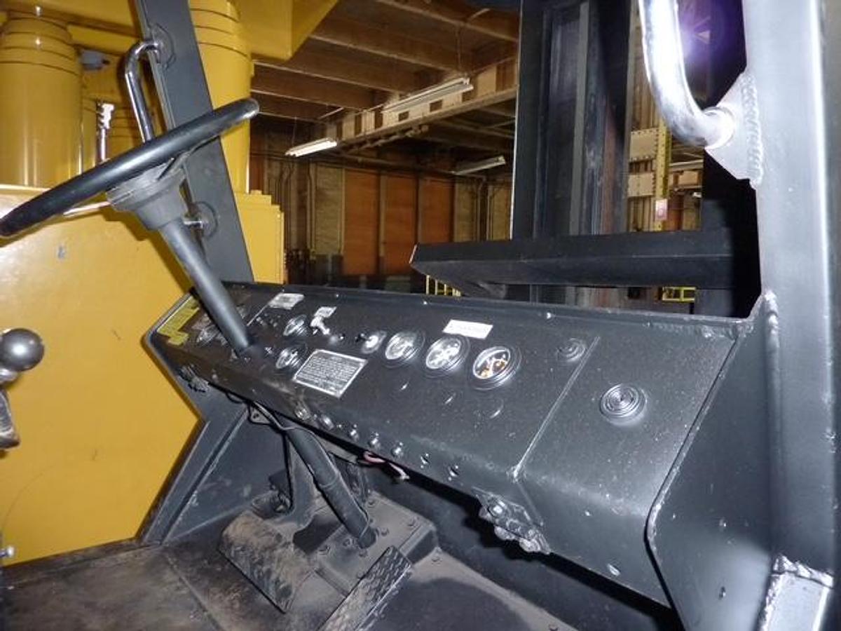 Used Taylor TC400L Forklift – 40,000 lb Capacity – V8 Propane Engine – Automatic Transmission – Direct Lift Mast – 8’ Forks