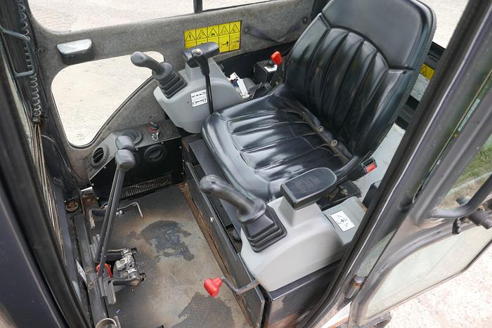 Used 2008 BOBCAT 323