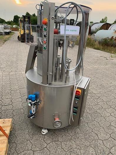 Used Gustav