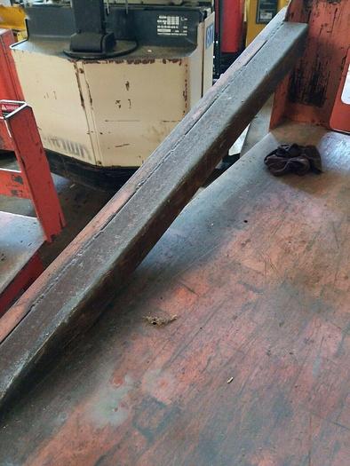 Used KNIGHT 4000 LB 2 Ton Air Pneumatic Lift & Tilt Table 57x52" Top 35 Deg Tilt