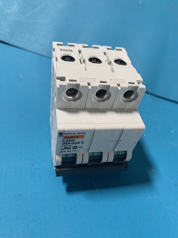 Used Merlin Gerin Earth Leakage Circuit Breaker C60N 32A-type