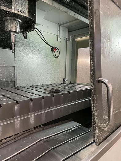 Used 2013 HAAS HAAS VM-6 CNC Vertical Machining Center