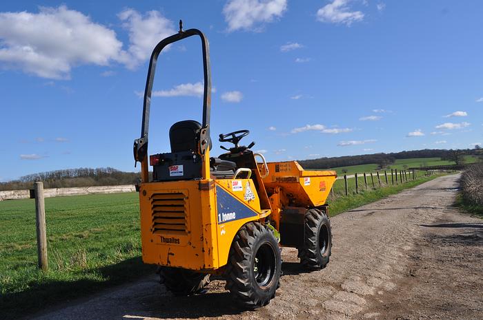 Used 2015 THWAITES 1 TONNE