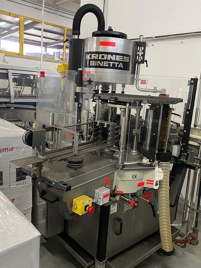 Used USED KRONES GLASS BOTTLE FILLING LINE