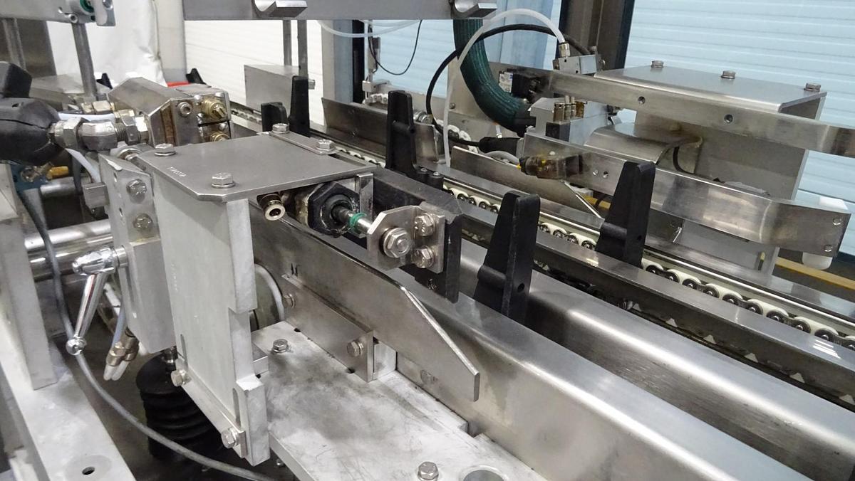 Used TETRA PAK TBA 1000ML SQUARE FILLING LINE FOR SALE