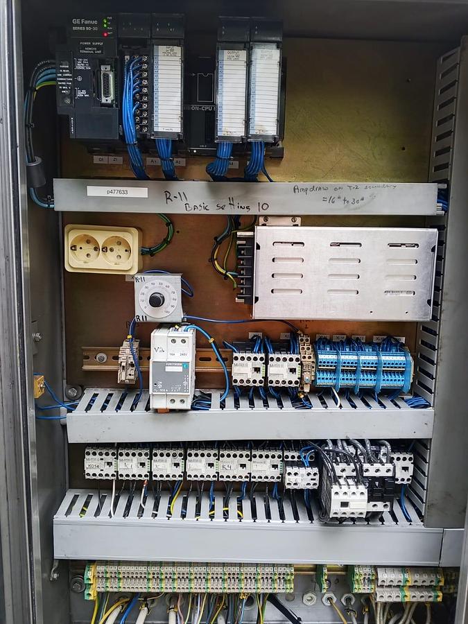 Used 1999 Tetra Pak Packer and Shrink