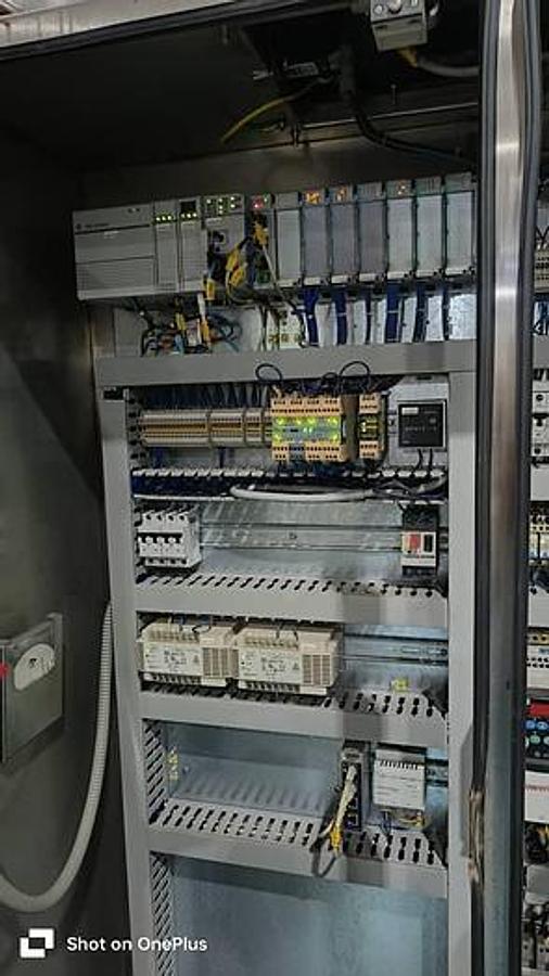 Used 2011 TETRA PAK A3 COMPACT FLEX 250ML BASE FILLING LINE