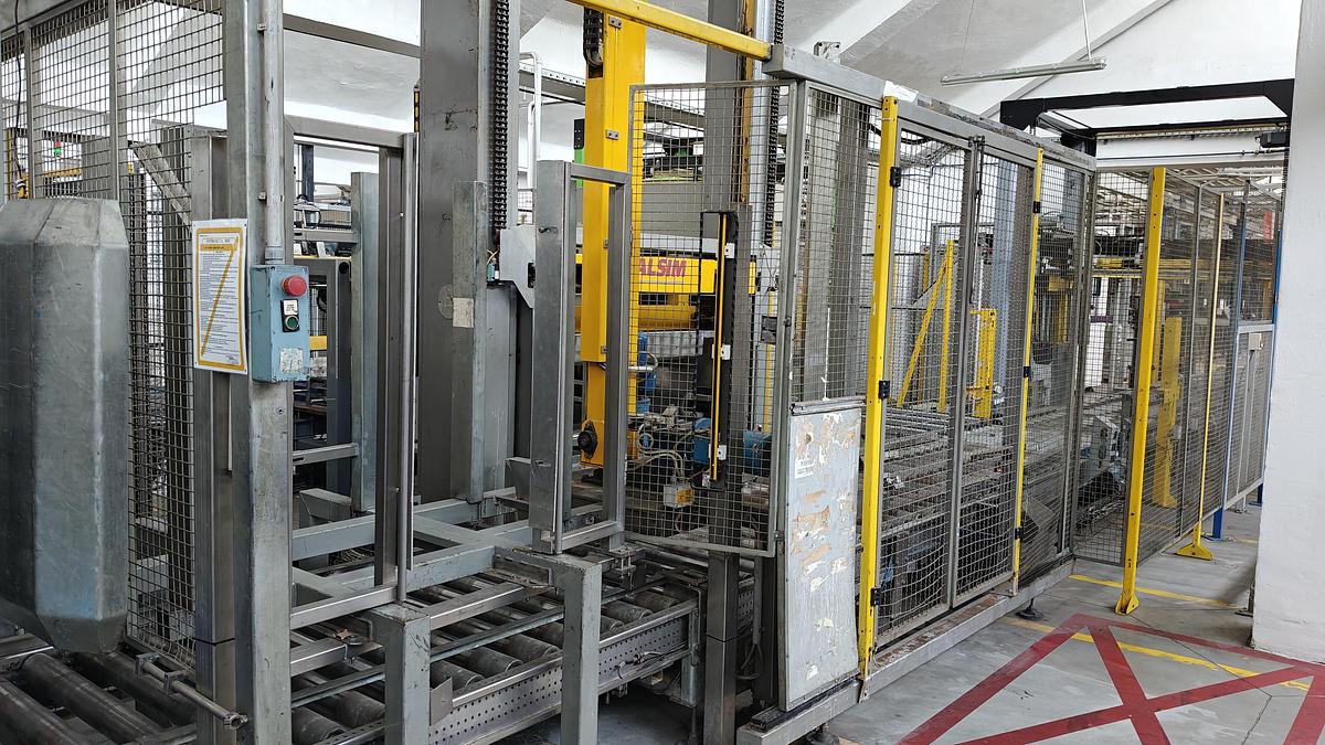 Used SIDEL AND KRONES PET CSD and WATER LINE FOR SALD