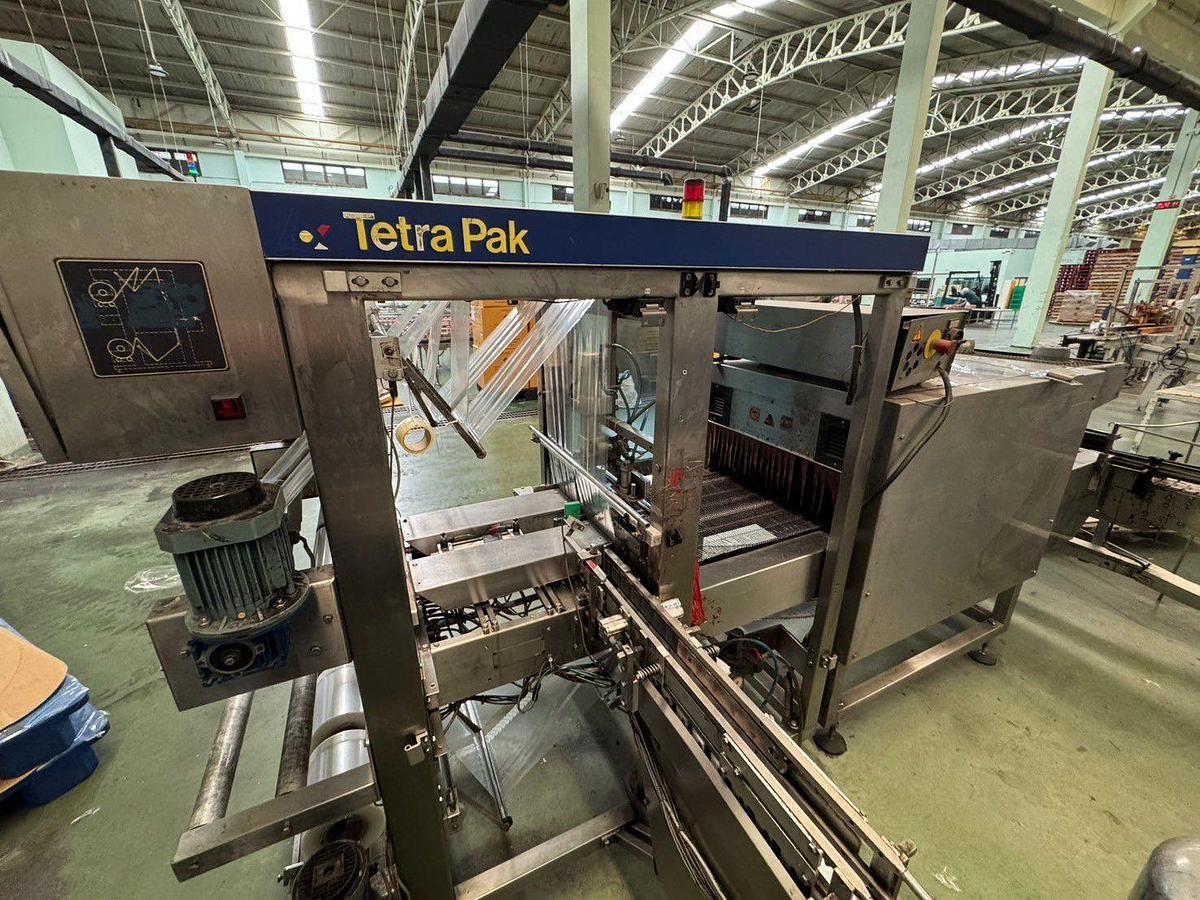Used USED TETRA PAK TBA 19 200ML SLIM FILLING LINES, YEAR 2001