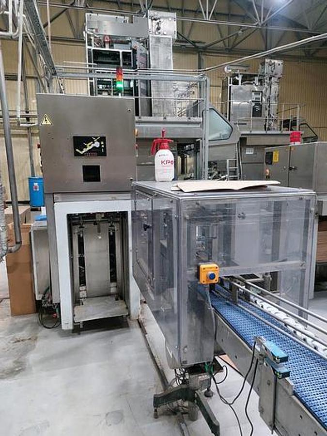 Used 1993 TETRA PAK TBA 9 200ML SLIM FILLING LINE
