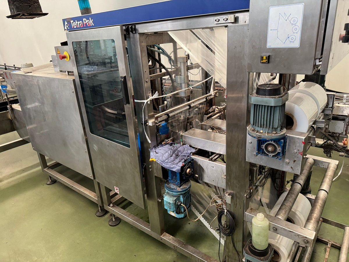 Used USED TETRA PAK TBA 19 200ML SLIM FILLING LINES, YEAR 2001