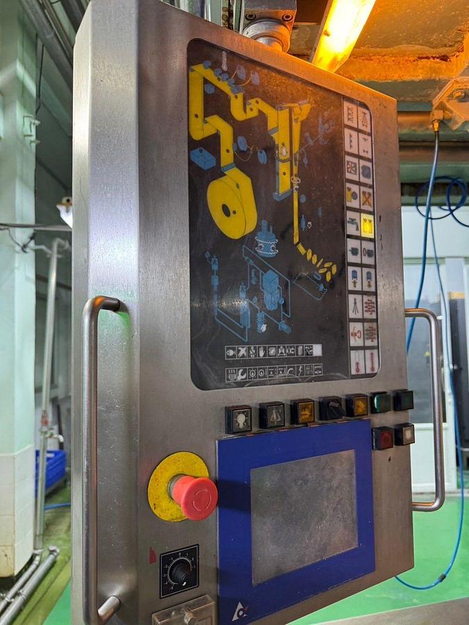 Used USED TETRA PAK TBA 19 200ML SLIM FILLING LINES, YEAR 2001