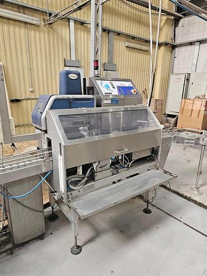 Used 1993 TETRA PAK TBA 9 200ML SLIM FILLING LINE