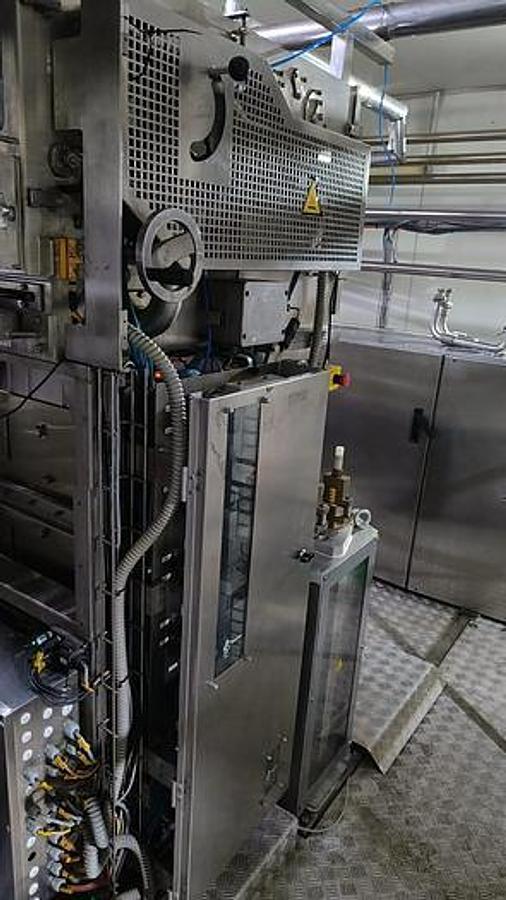 Used 2011 TETRA PAK A3 COMPACT FLEX 250ML BASE FILLING LINE
