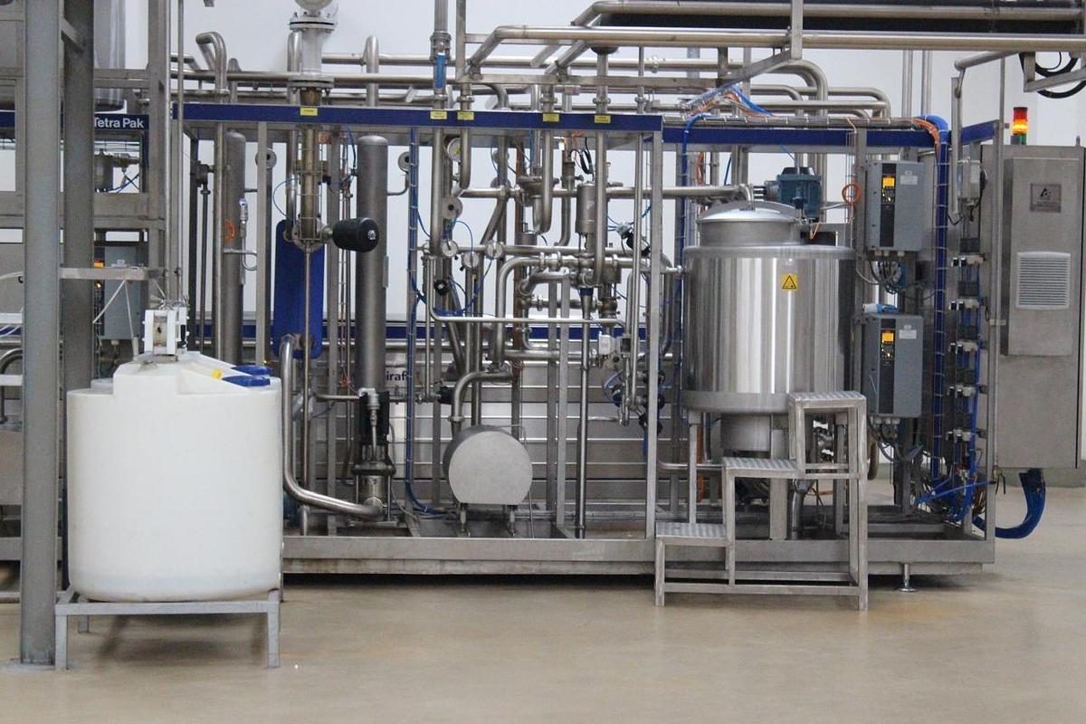 Used COMPLETE TETRA PAK UHT PLANT WITH TWO ASEPTIC FILLING LINES FOR SALE