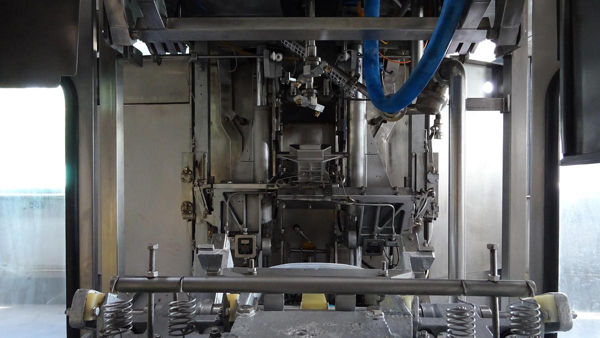Used TETRA PAK TBA 1000ML SQUARE FILLING LINE FOR SALE