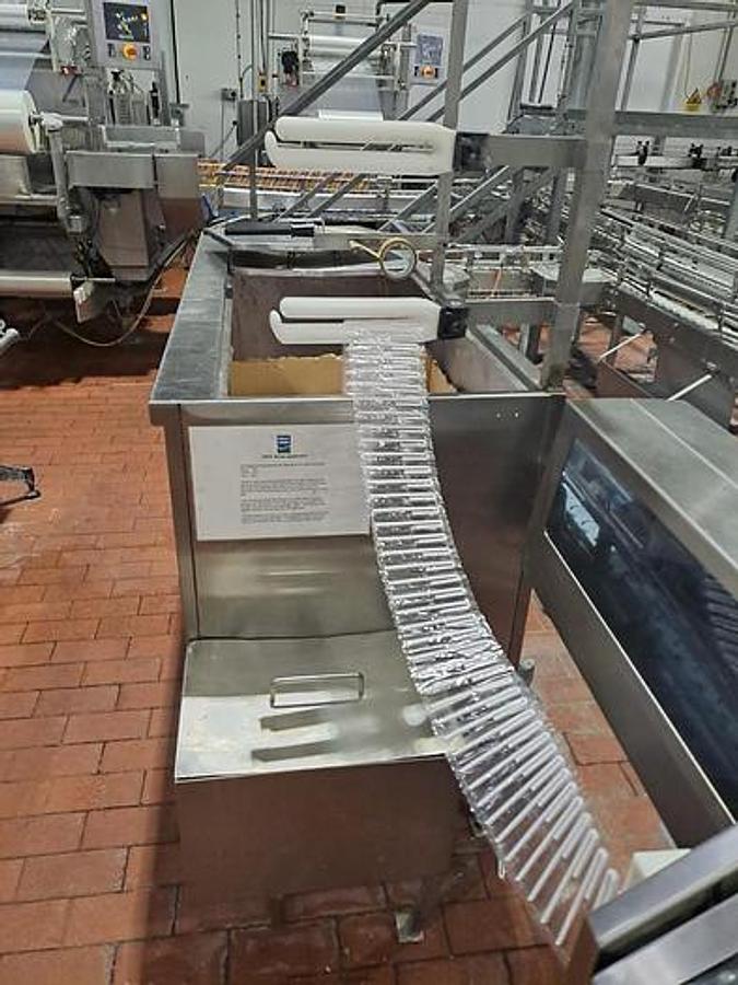 Used 2003 TETRA PAK TB 19 250ML BASE 20V FILLING LINE