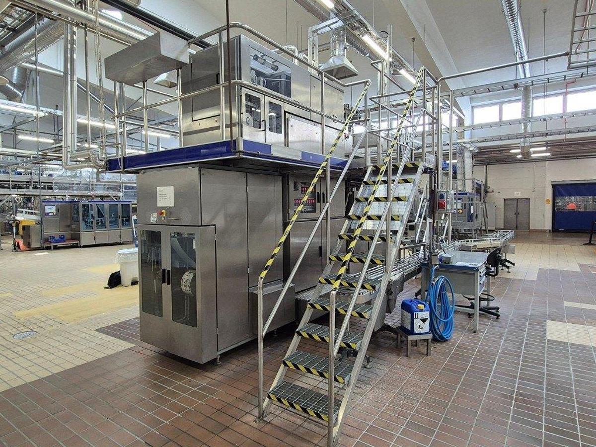 Used 1999 Tetra Pak TBA 19 250ml Prisma Filling Line
