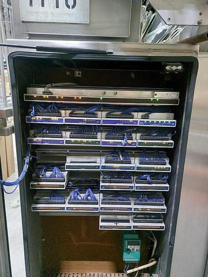 Used 1993 TETRA PAK TBA 9 200ML SLIM FILLING LINE