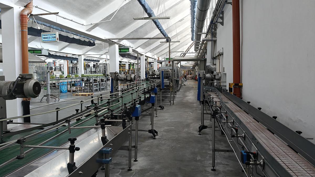 Used SIDEL AND KRONES PET CSD and WATER LINE FOR SALD