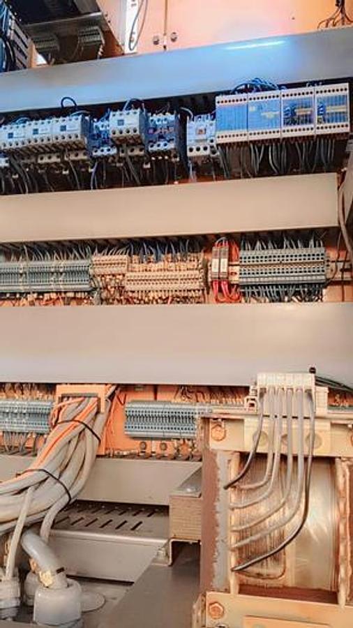 Used 2003 TETRA PAK TBA 19 250ML SLIM FILLING LINE